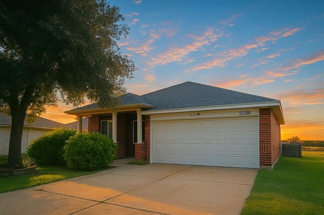 Building Photo - 17310 Brookhollow Mist Ct Rental