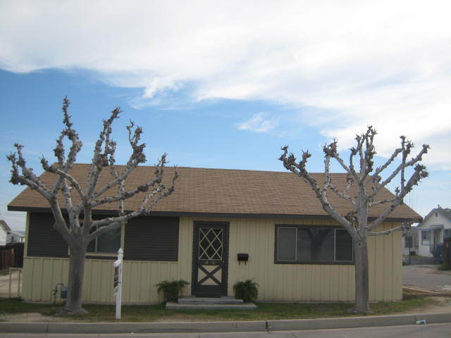 Building Photo - 414 S 10th St