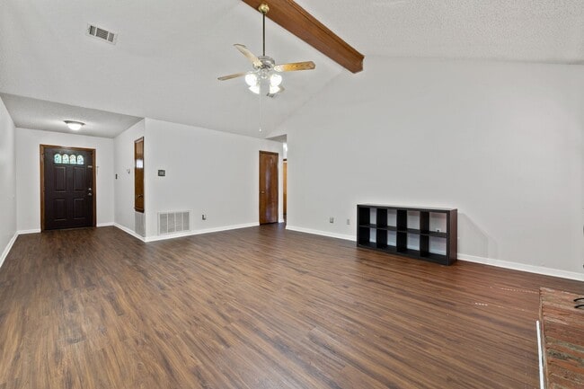 Photo - 3/2 Sherwood