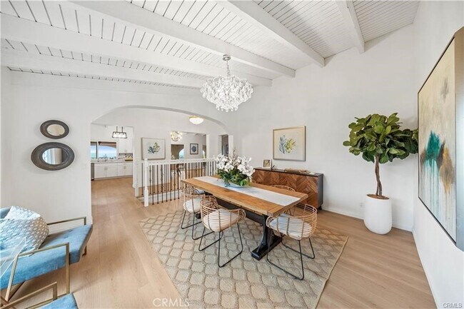 Photo - 605 Calle Del Cerrito Casa