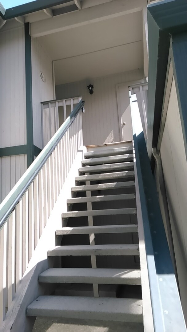 Photo - 748 Chadwick Ln