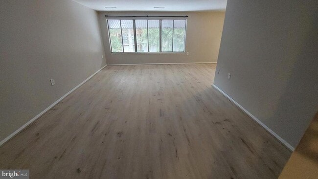 Photo - 18622 Walkers Choice Rd Unit 6