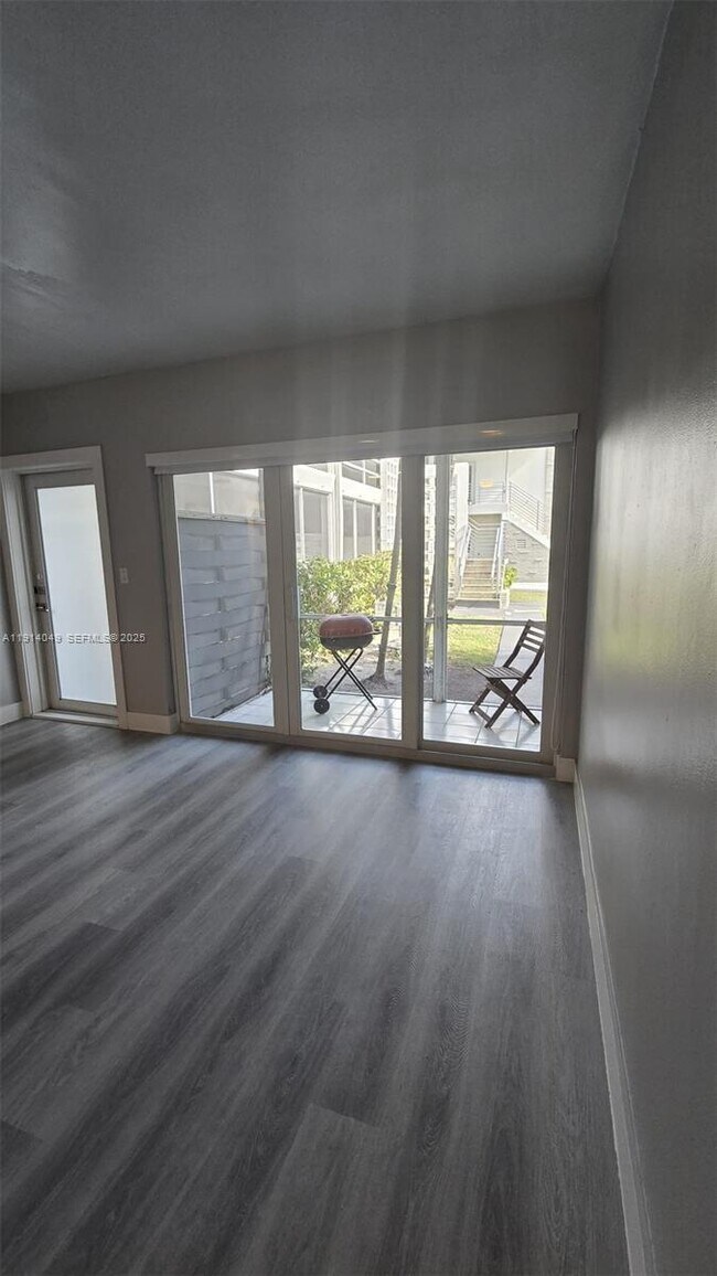 Photo - 9200 E Bay Harbor Dr Unit 6