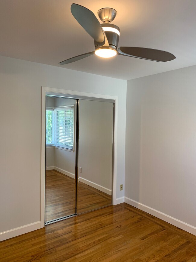 Photo - 647 Victor Way Unidad 3