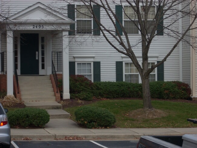 Photo - 2405 Normandy Square Pl Unit B