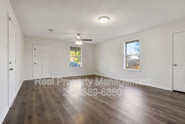 Photo - 8933 Baronne Dr