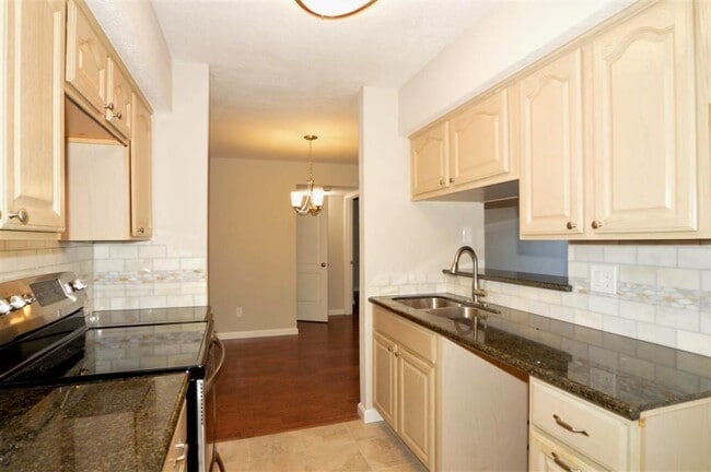 Photo - 3300 Pebblebrook Dr Unit 45