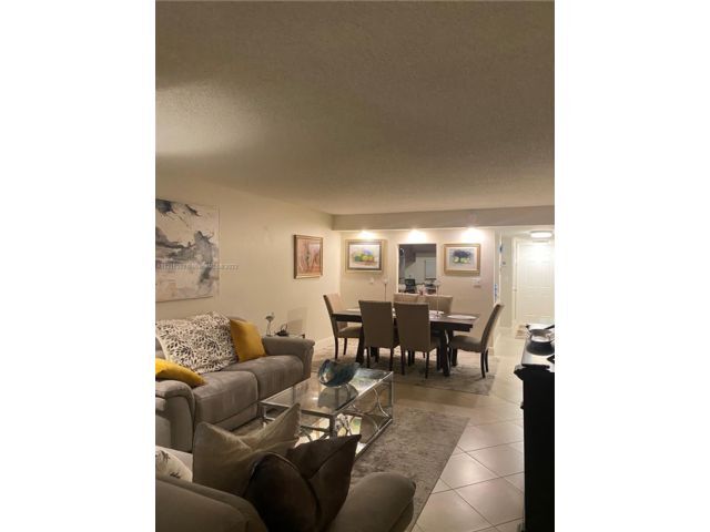 Photo - 361 S Hollybrook Dr