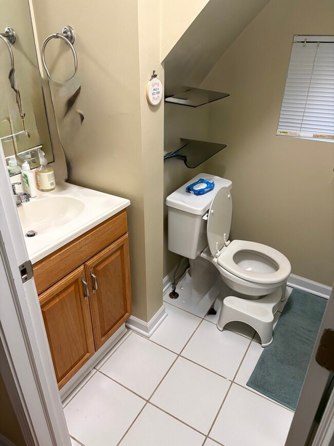 Photo - 3654 N Marshfield Ave Unit MarshfieldCoachHouse#1