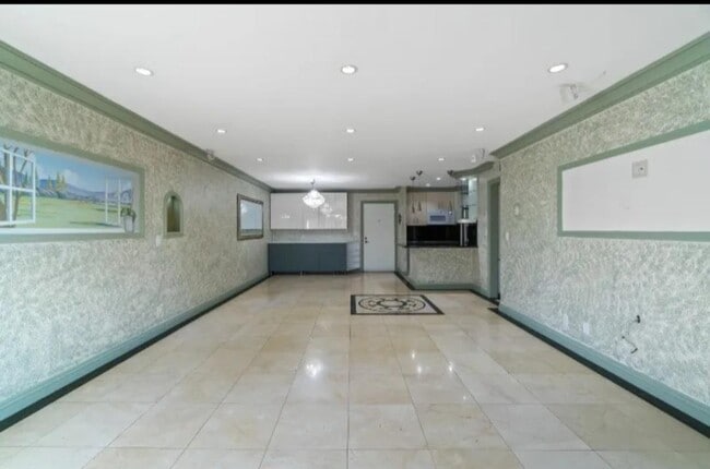 7742 Redlands St Unit 1021H