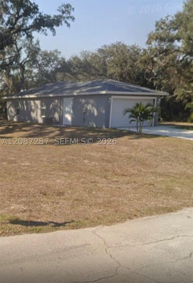1262 Zinnia Ct