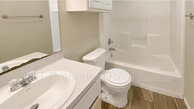 Photo - 9939 Risky's Ranch Dr