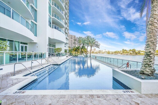 Photo - 20201 E Country Club Dr Unit 1408