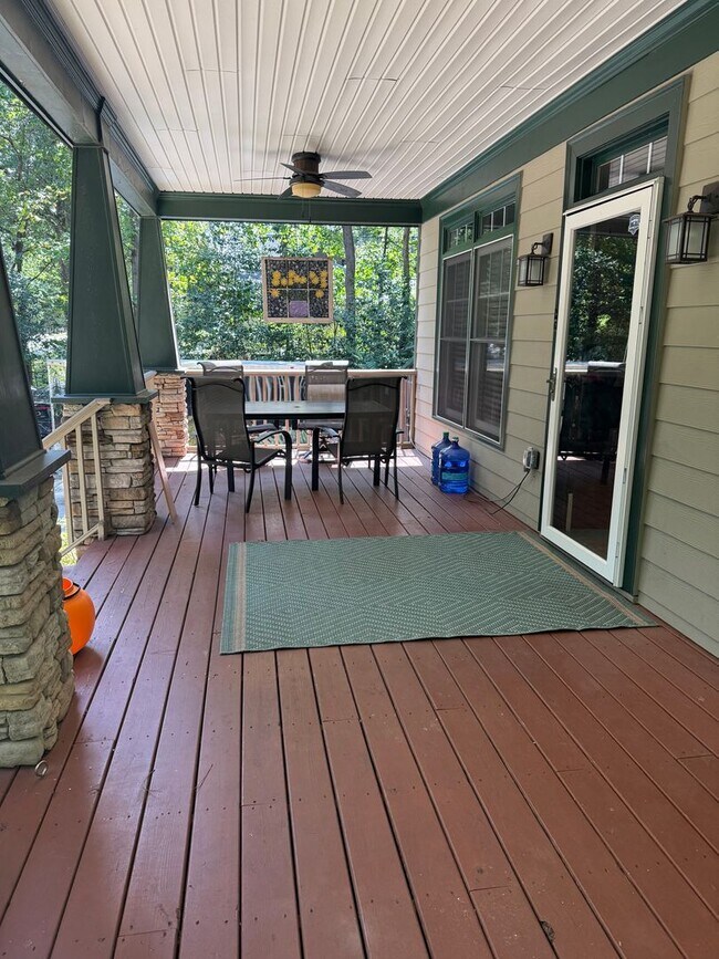 Photo - 4 BED/2 BATH PRIVATE DECATUR ESTATE FOR LE...