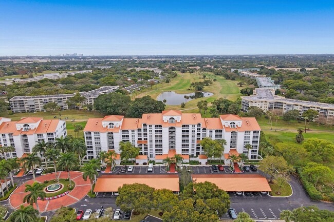 Building Photo - 4112 W Palm Aire Dr Unit 124a