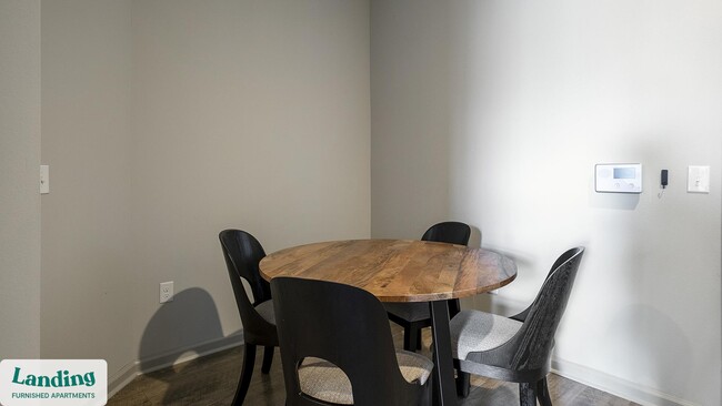 Photo - 3505 W Sam Houston Pkwy S Unidad 5-5405