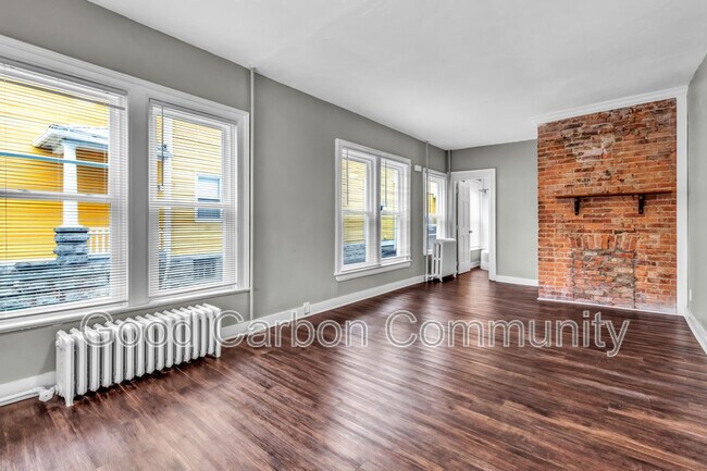 Photo - 135 Elmwood Ave Unidad 1