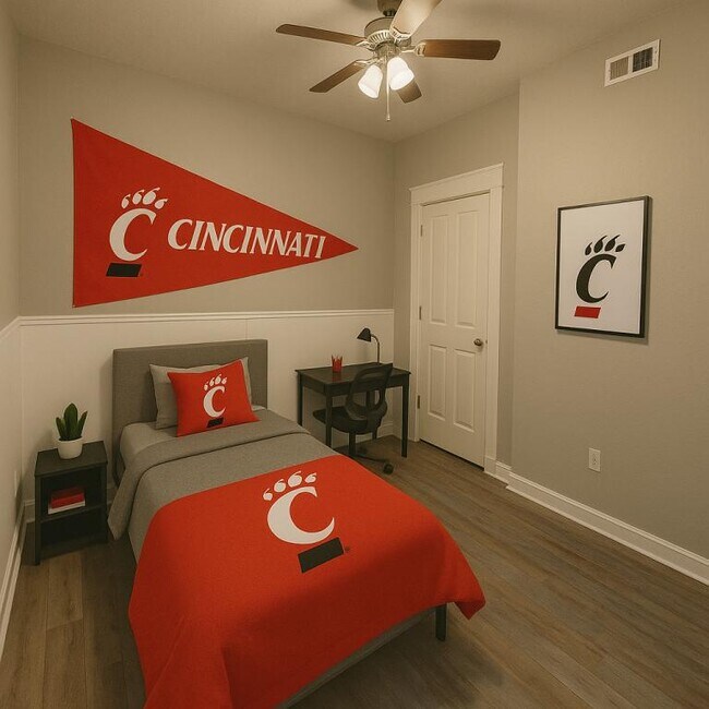 Photo - 2383 Wheeler St