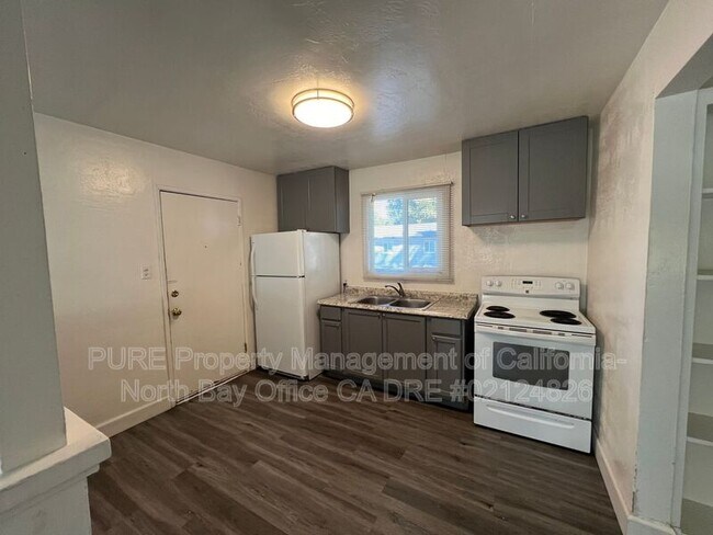 Photo - 530 Talmage Rd Unit Apt A