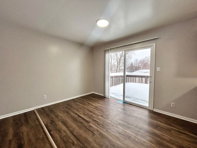 Photo - Three Bedroom Home in Walker