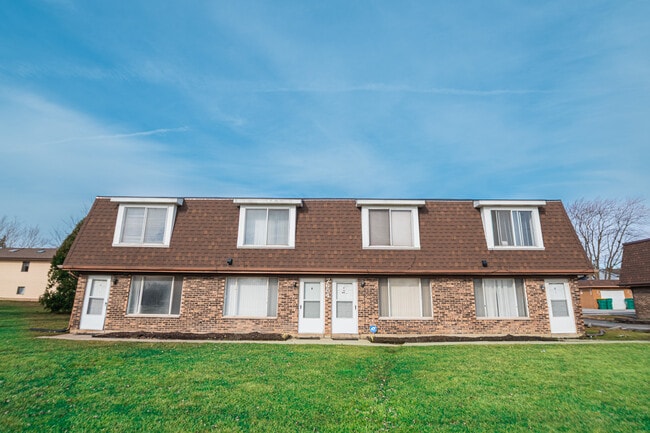 Building Photo - 7654 Whitcomb St Unit D