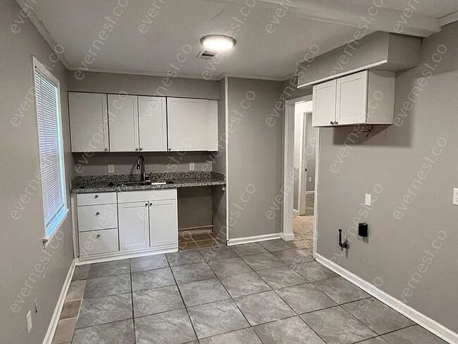 Photo - 3737 Bishop Ave