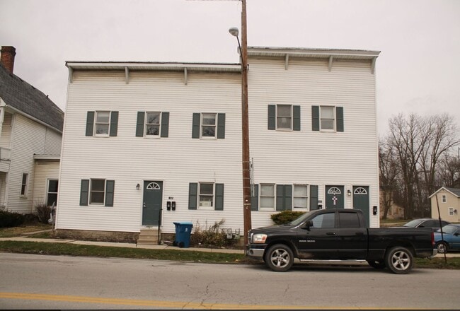 Building Photo - 347 E Market St Unit B