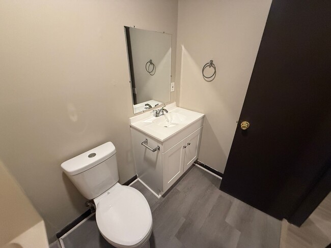 Photo - 210/212 Nicole Cir Unit 212 Nicole Cir