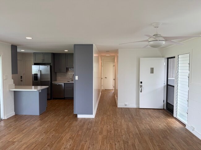 Photo - 45-005 Malulani St