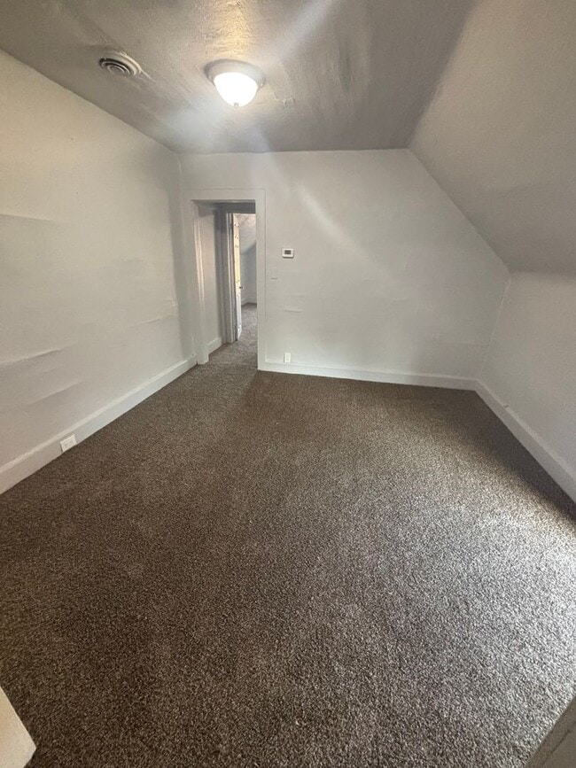 Building Photo - 3147 W 54th St Unit UP