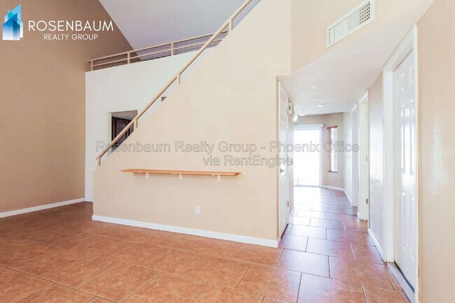 Photo - 16215 N 16th St