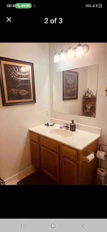 Photo - 452 MacKenzie Pl