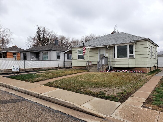 Photo - 218 S Lakeview Dr