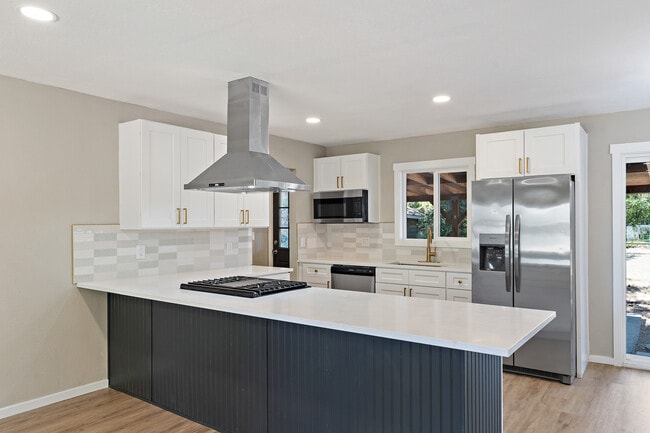 Photo - 8408 Dalton Dr SW