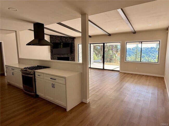 Photo - 4955 Alatar Dr House