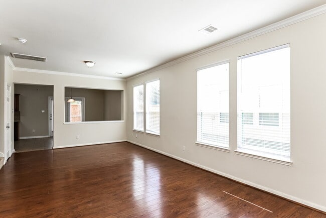 Photo - 8131 Barnes Ridge Ln