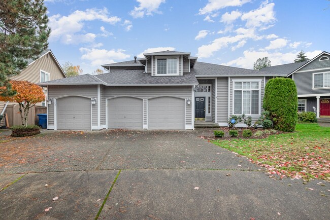 4 Bd / 2.5 Ba Renton Home - 4 Bd / 2.5 Ba Renton Home