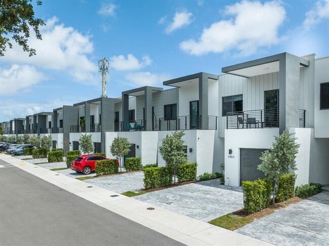 Photo - 6864 SW 80th St