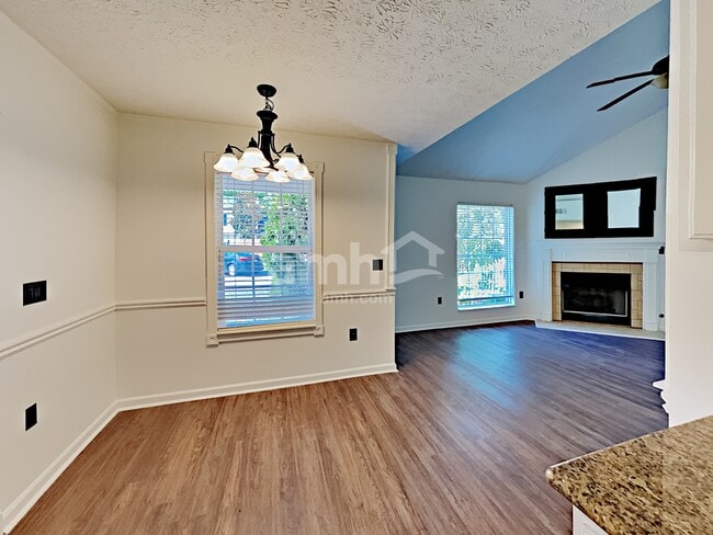 Photo - 126 Walton Village Dr