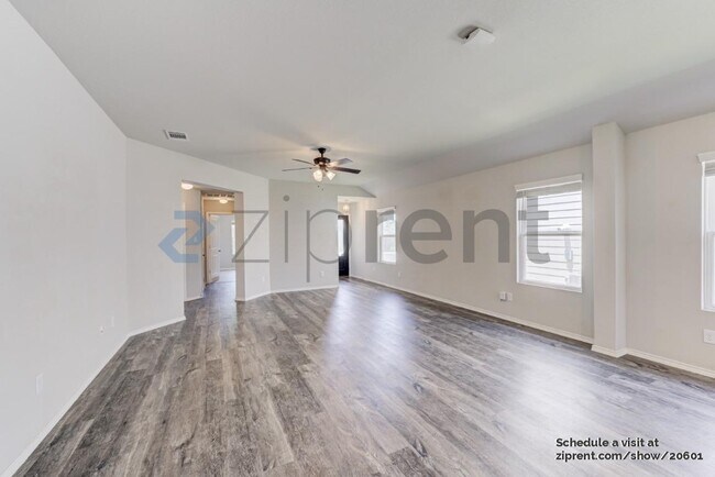 Photo - 9811 Marbach Brk