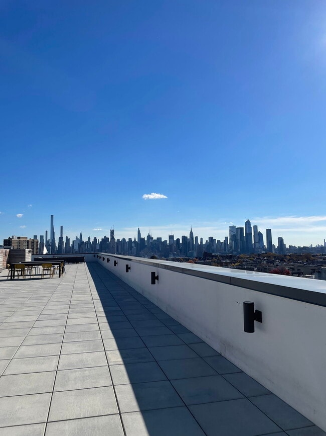 Building Photo - Murphy Place, West New York, NJ 07093 - 2 ... Unit 2 Rental