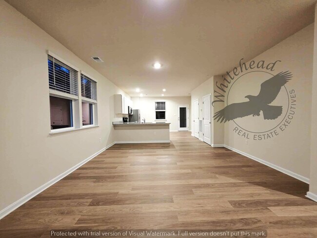 Photo - 822 Mersey Ln