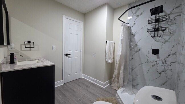 Photo - 1343 Poppy Ave