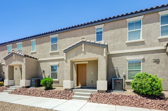 Photo - Newer Townhome - 3 Bedrooms + 2 Car Garage - E Craig & Nellis