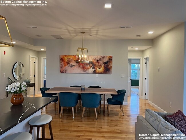 Photo - 14 Williams St Unit 4