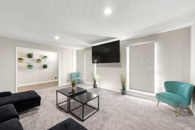 Photo - 5330 Warrington Pl