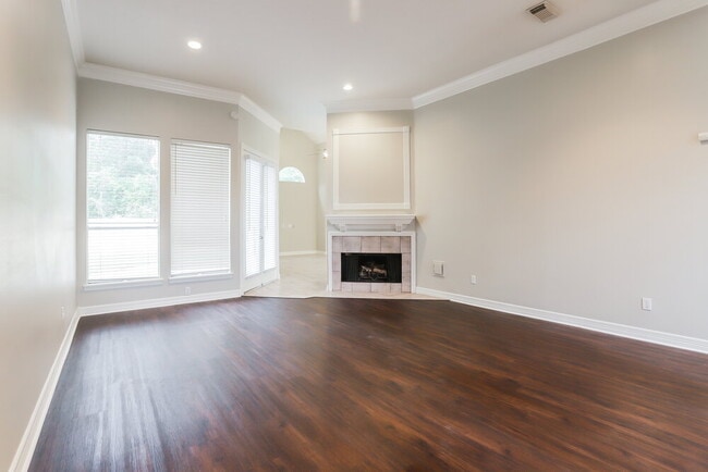 Photo - 5623 Evergreen Valley Dr