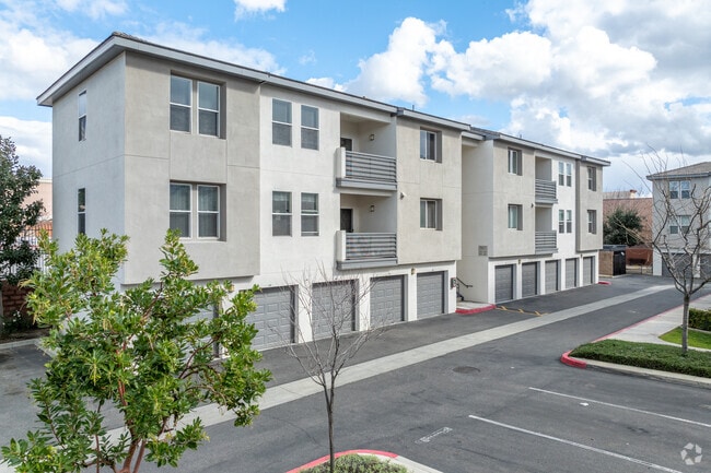 LuxLiv Apartments