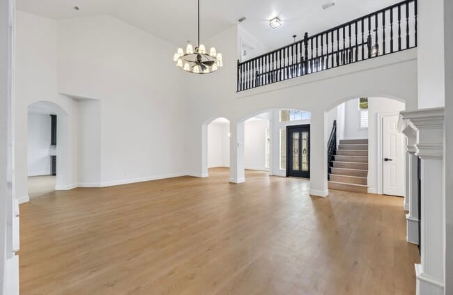 Photo - 6650 Camptown Cir