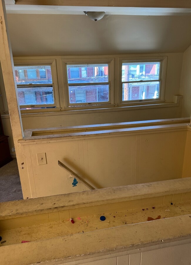 Building Photo - 2129 Green St Unit 2 Rental
